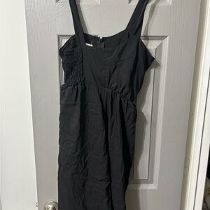 Classic Black Midi Dress with Square Neck and Wide Straps